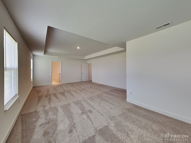 Building Photo - 2120 S Quincy Dr