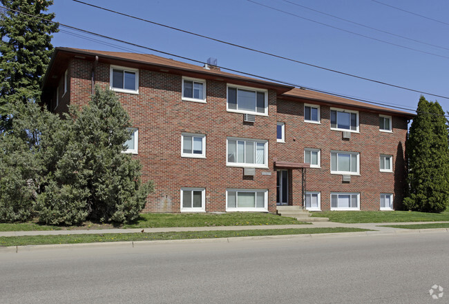 Primary Photo - Bromley Apartments