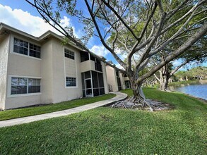 Building Photo - 720 Cypress Ln