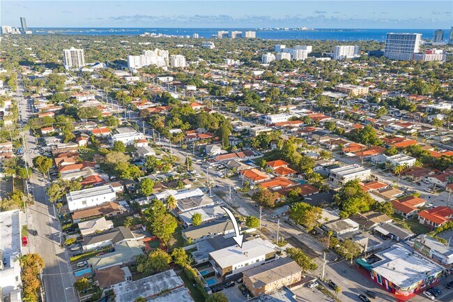 Building Photo - 3187 SW 23rd St