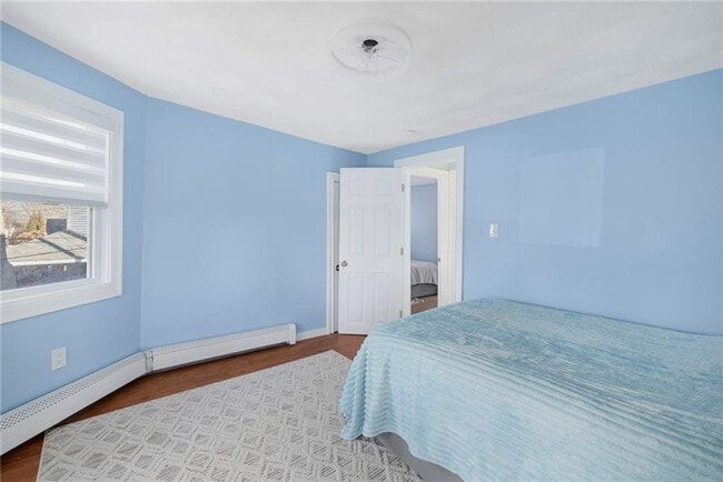 Building Photo - 206 Riverside Ave