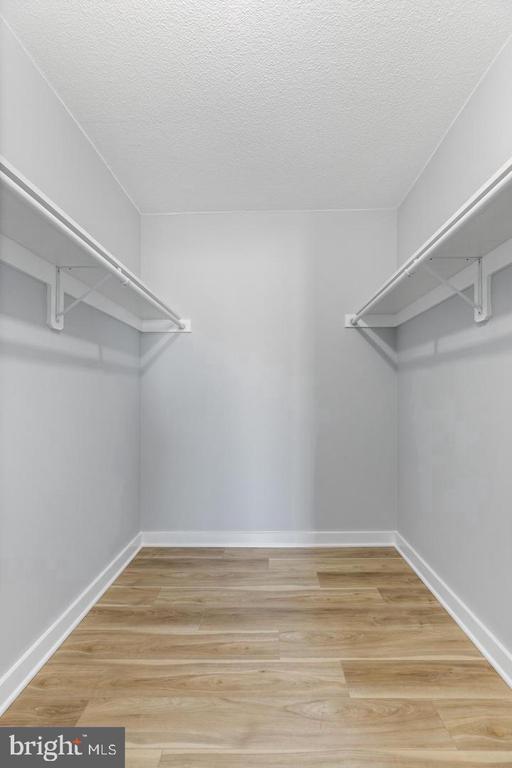 Building Photo - 8370 Greensboro Dr