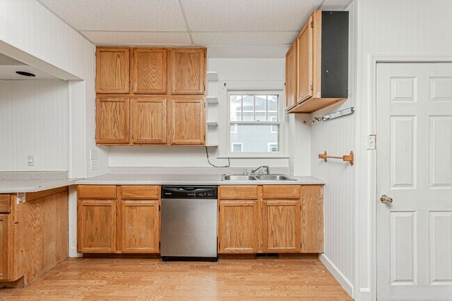 Building Photo - Please View 3D Virtual Walk-Through Before Scheduling a Showing