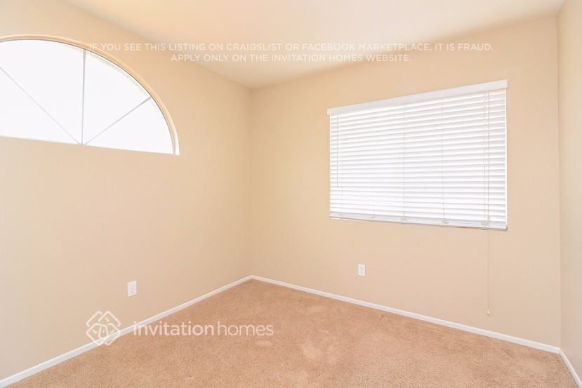 Building Photo - 25757 St Marta Dr