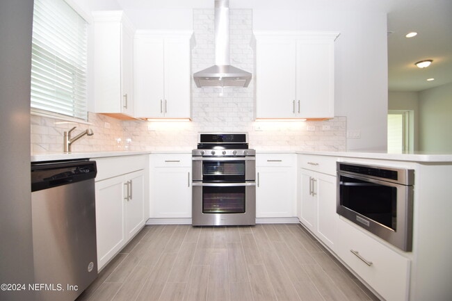 Building Photo - 635 Rum Runner Wy