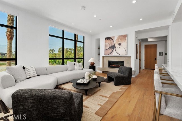 Building Photo - 4261 Uptown Newport Dr