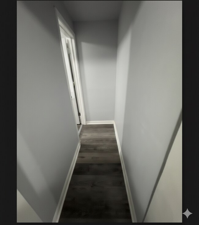 Building Photo - 1904 Lincoln St