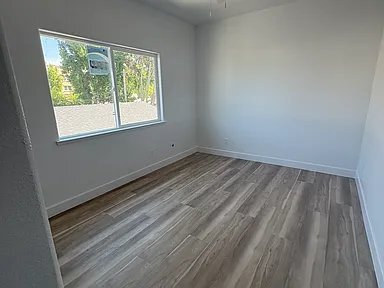 Building Photo - 414 E Fremont St