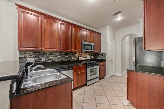 Building Photo - 609 Rosemead Dr