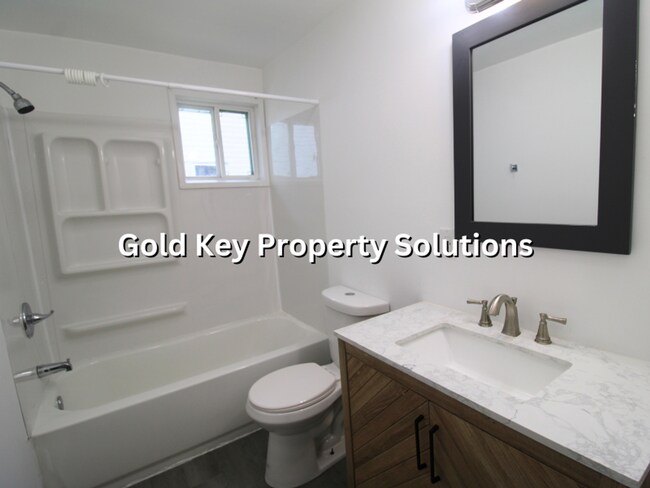 Building Photo - Fully Updated 3 BR 1 BA House with a Great Front Porch (SECTION 8 APPROVED)