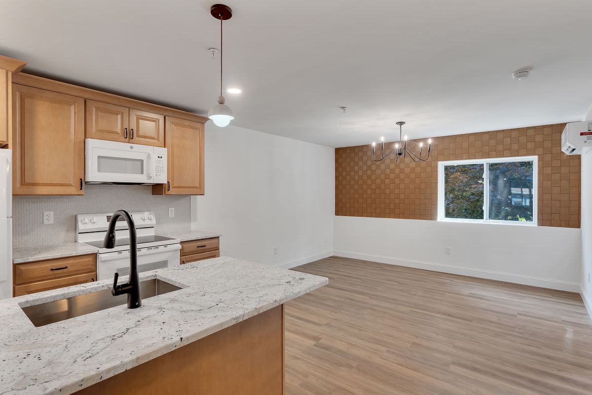 Building Photo - 36 Pawling Ave