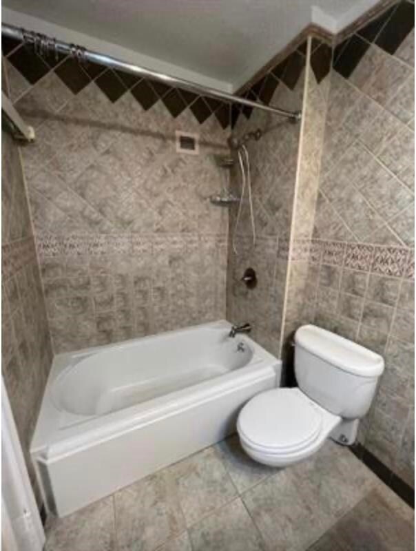 Building Photo - 7004 BLVD E