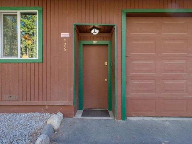 Building Photo - SUMMER LEASE: Downtown Kings Beach, 2 Bedrooms, 1 Car Garage