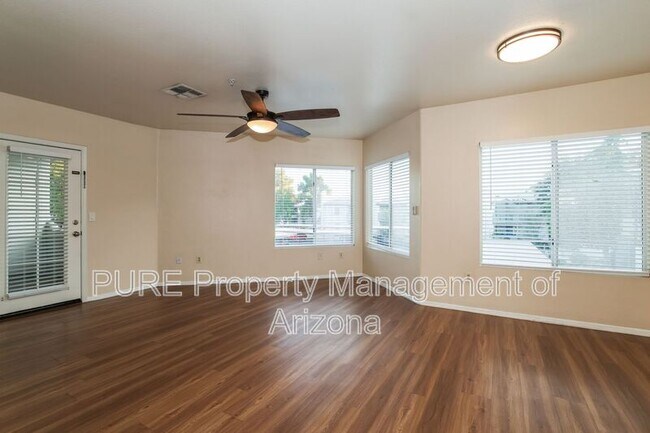 Building Photo - 1825 W Ray Rd