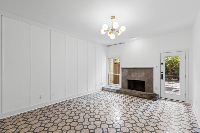 Building Photo - 5616 Preston Oaks Rd