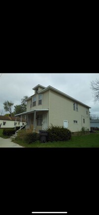 Building Photo - 520 Sherman St