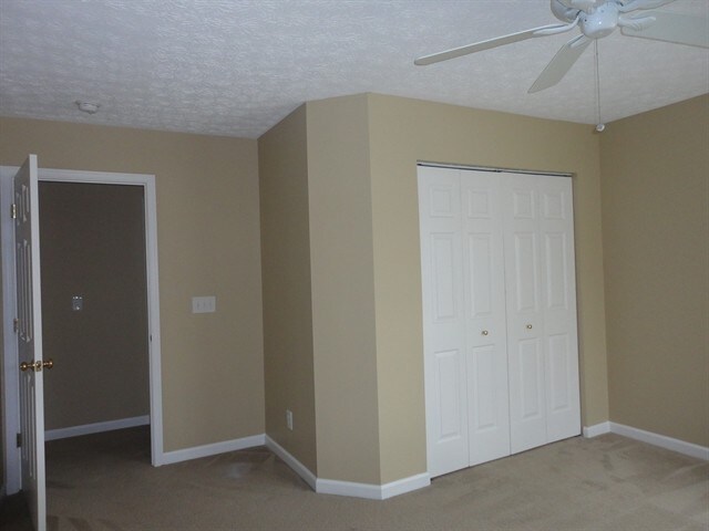 Building Photo - 6031 Delfair Ln