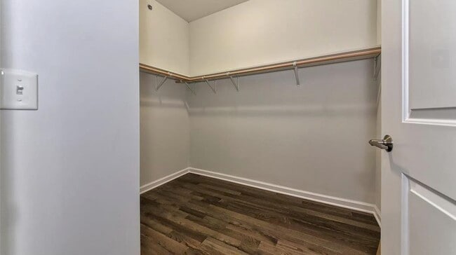 Building Photo - 536 Broadway