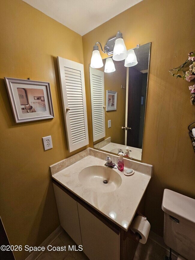 Building Photo - 7820 Shadowood Dr