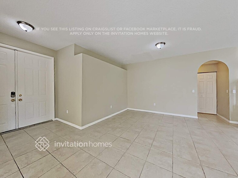 Building Photo - 1565 Fiddlewood Ct