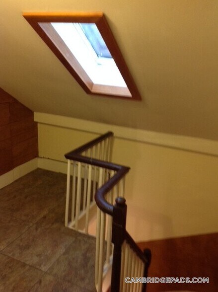 Building Photo - 26 Dover St