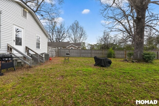 Building Photo - 2114 Brantley Rd