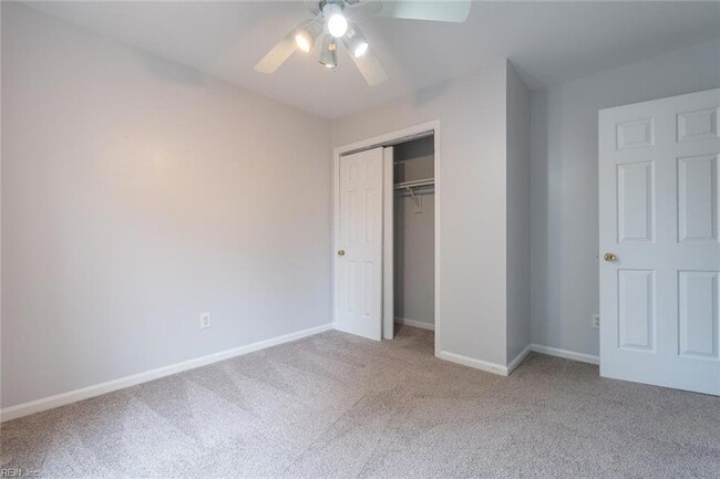 Building Photo - 420 Rennie Ct