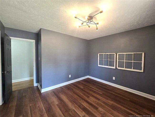 Building Photo - 7786 Dragonhead Rd