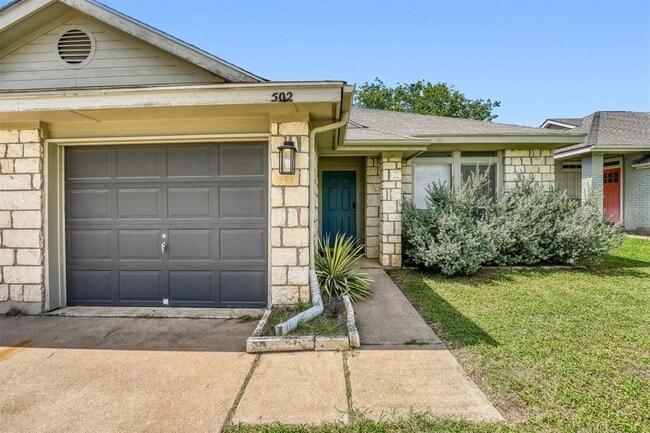 Building Photo - 502 Gregory Ct