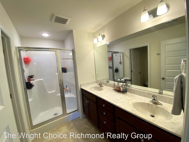 Building Photo - 3 br, 3.5 bath House - 11917 Rubystone Dr