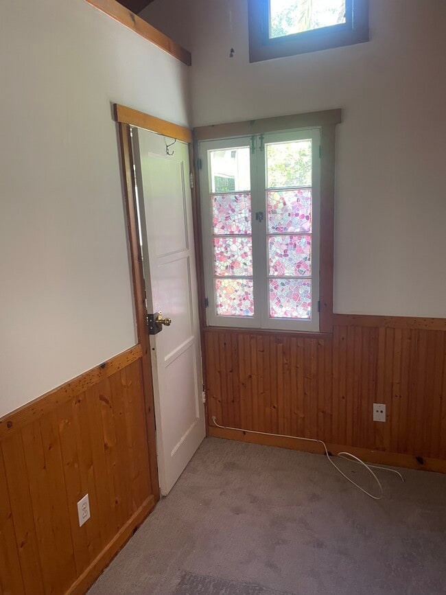 Living/Bedroom - 407 Naranja Dr