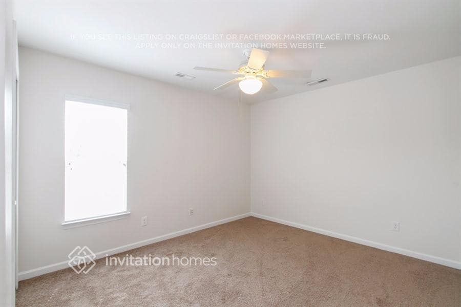 Building Photo - 4701 Sandtyn Dr