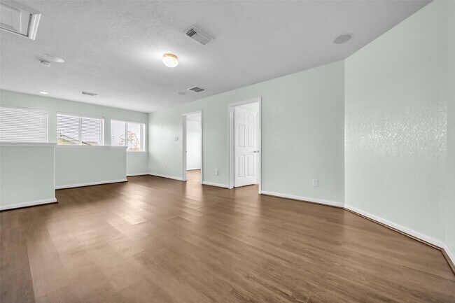 Building Photo - 21611 Mt McKinley Way