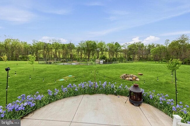 Building Photo - 40923 Browns Ln