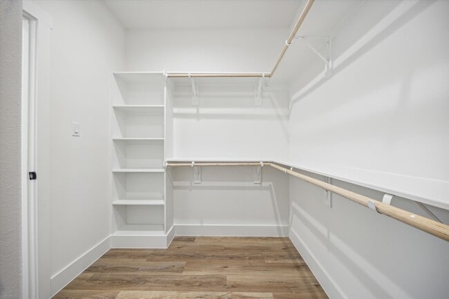 Building Photo - 8412 Vera Lou St