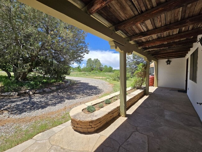 Building Photo - 14 Conchas Loop