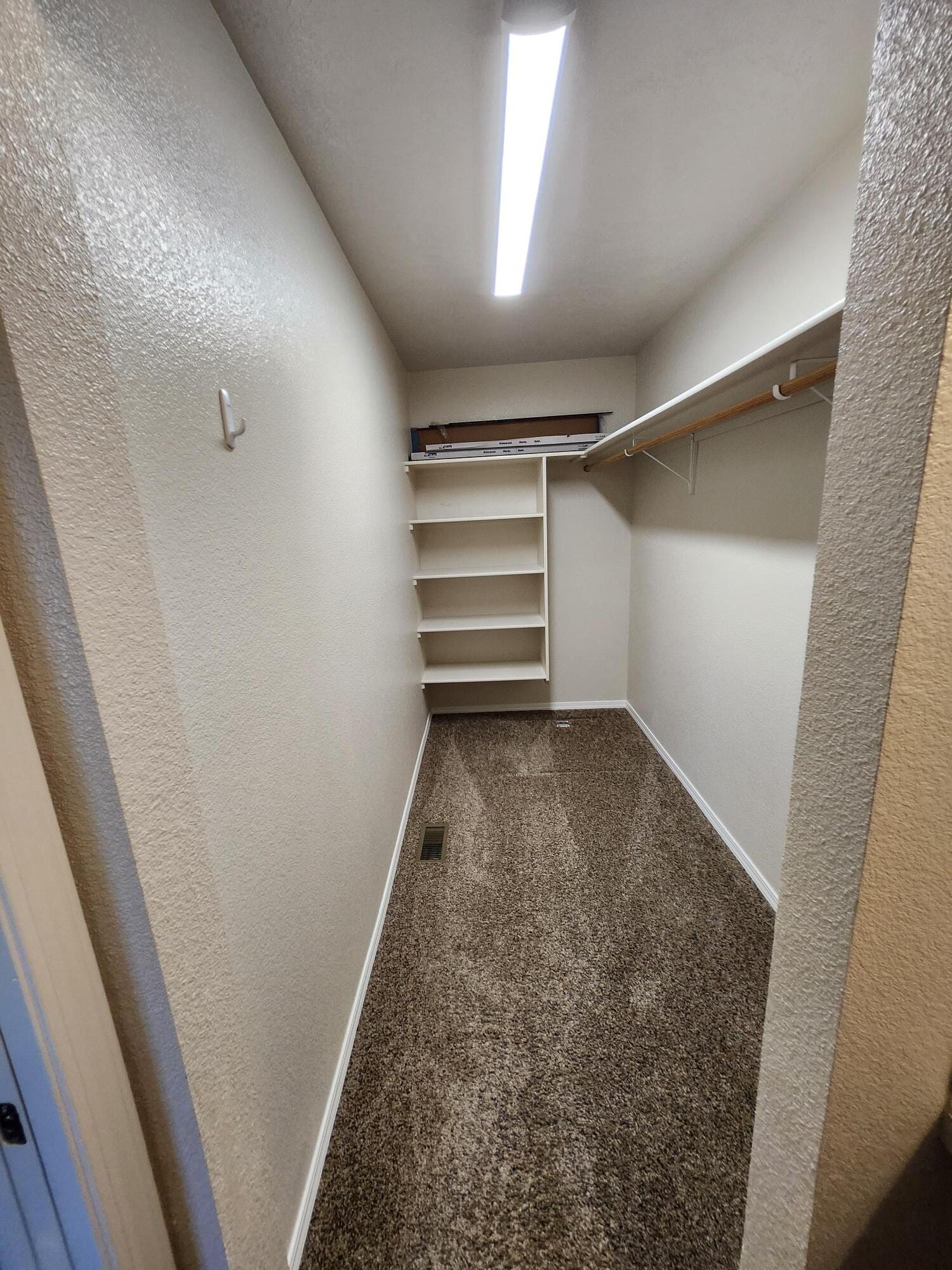 Building Photo - 843 Bighorn Dr