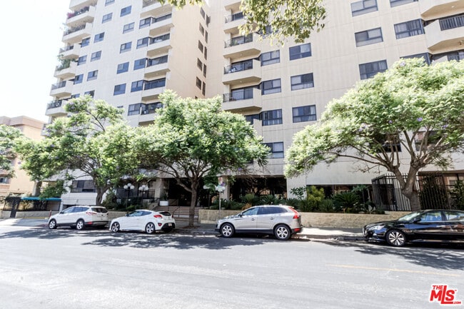 Primary Photo - 727 S Ardmore Ave