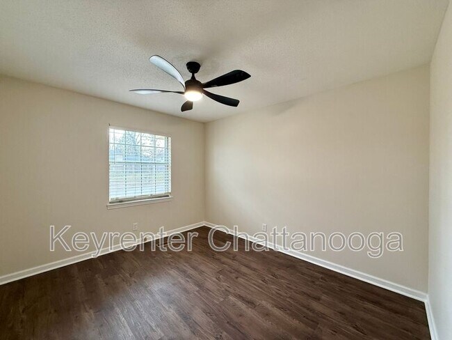 Building Photo - 8225 Cavan Cir