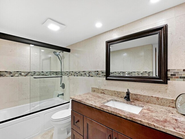 Building Photo - 4200 N Ocean Dr