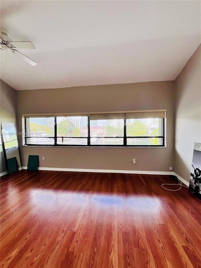 Building Photo - 253 Poinciana Island Dr