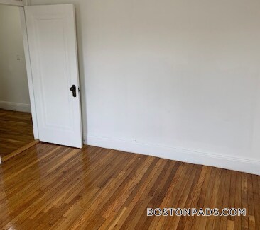 Building Photo - 1185 Boylston St