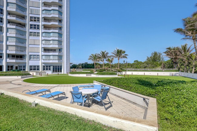 Building Photo - 5200 N Ocean Dr