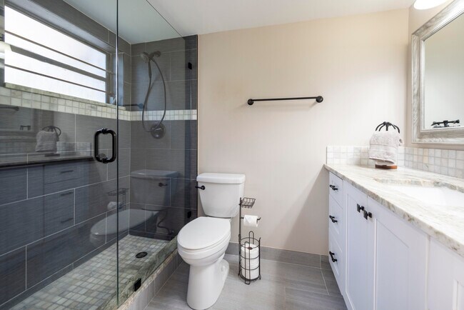 Building Photo - 6579 Spring Bottom Way