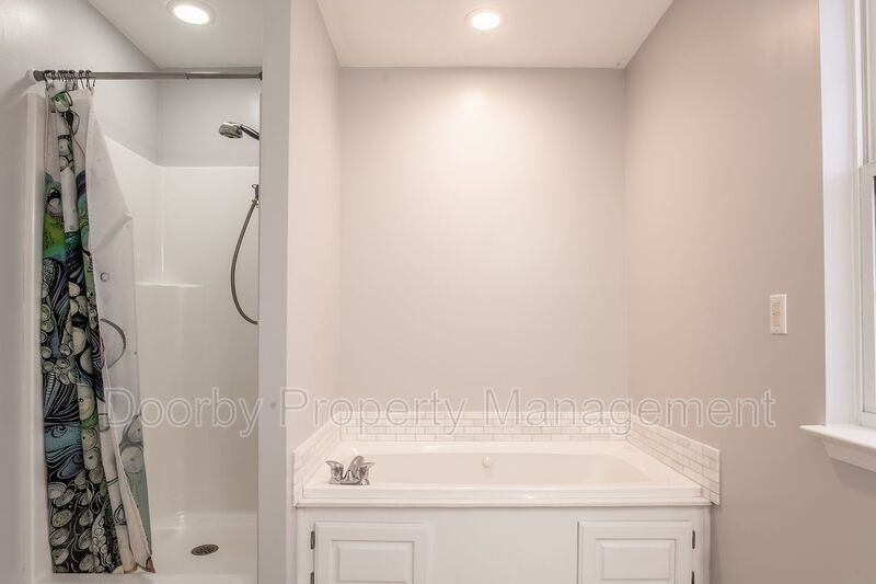 Building Photo - 8170 Fatherson Cir