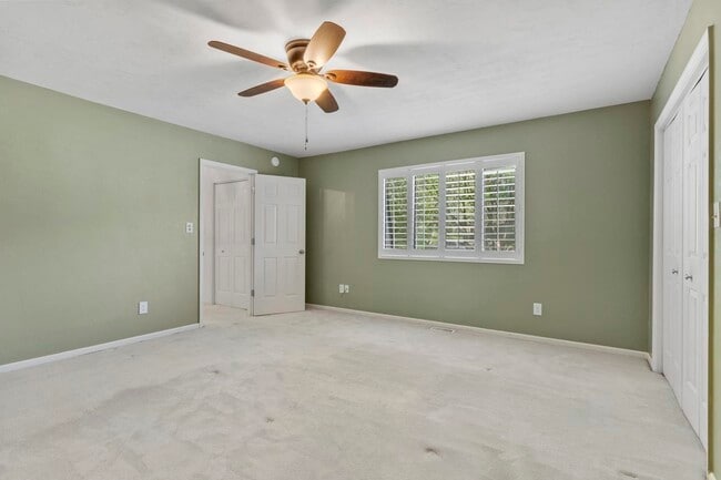 Building Photo - 3219 Thomasville Rd