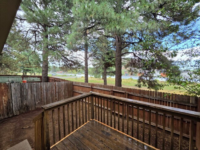 Building Photo - 6452 N Conrad Ln