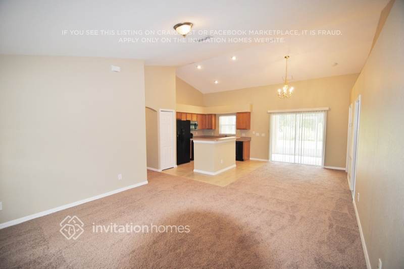 Building Photo - 1148 Wyoming Dr SE