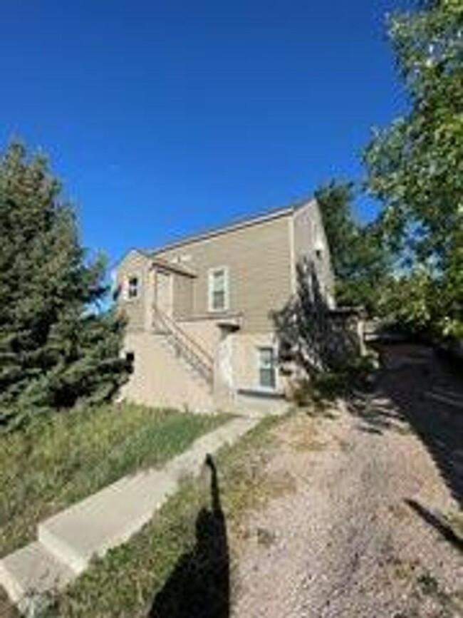 Building Photo - r1306LBP