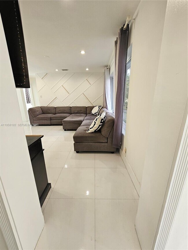 Building Photo - 1421 NW 65th Terrace